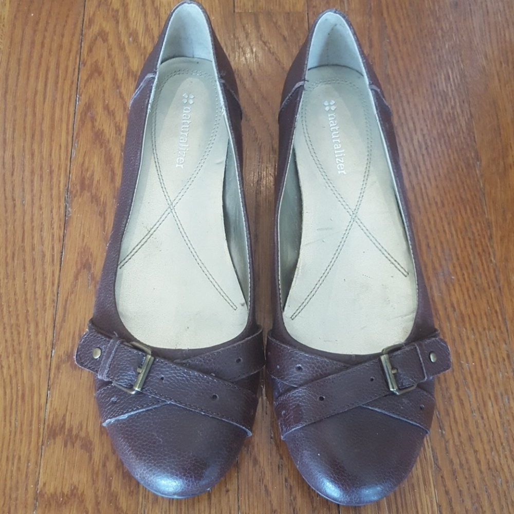 Naturalizer Flats